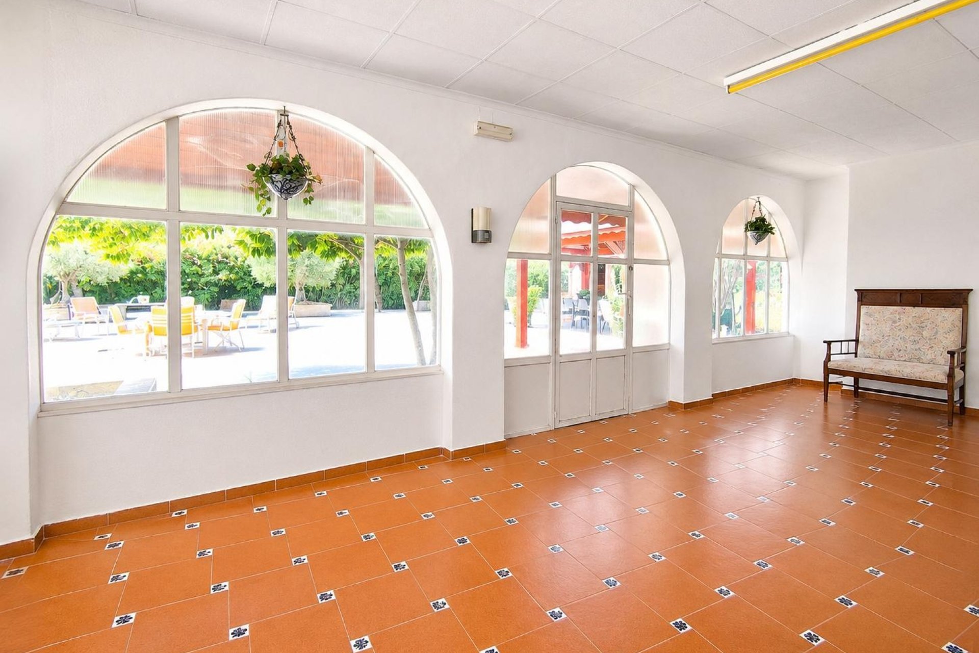 Reventa - Villa -
Villena - Inland