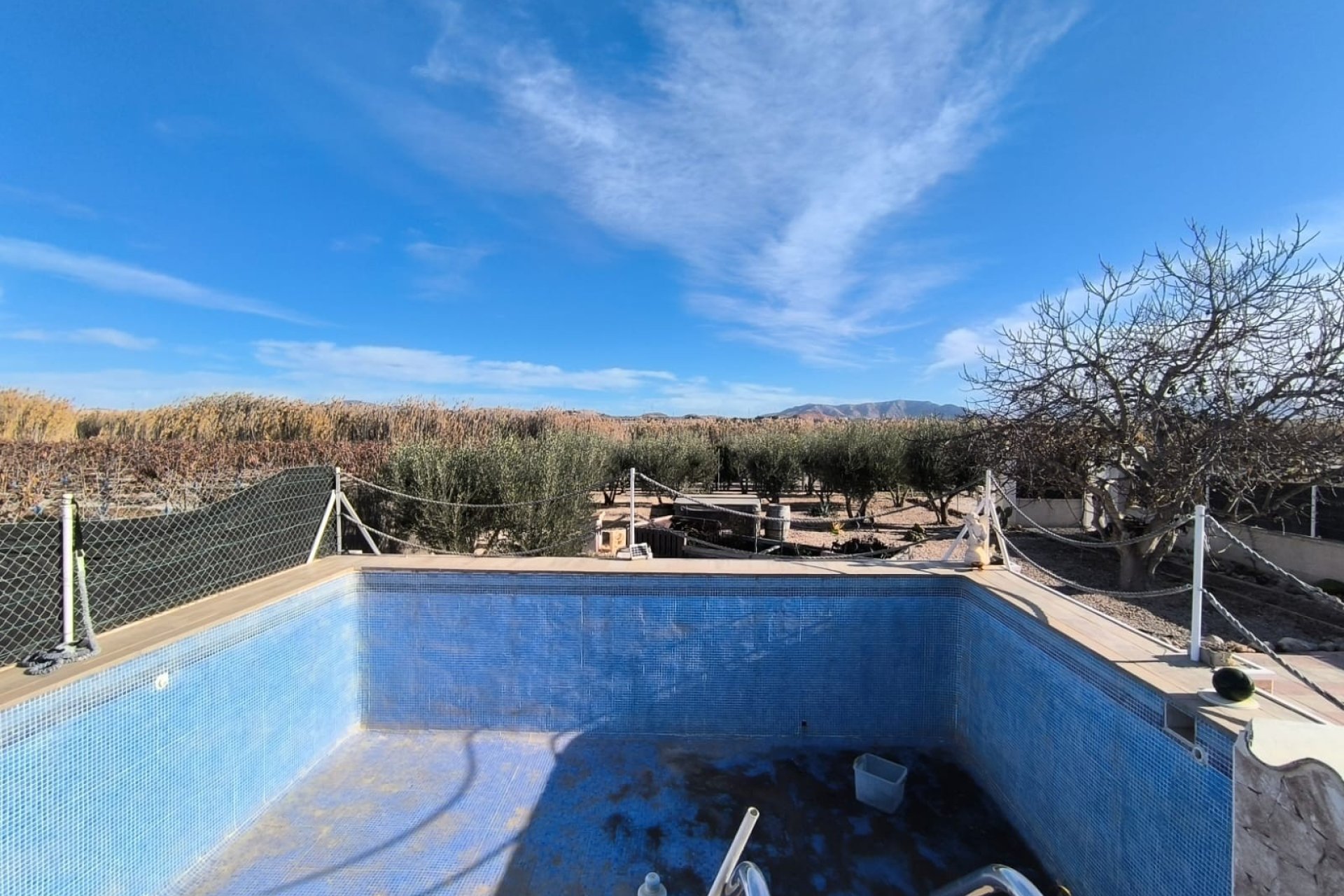 Reventa - Villa -
Villena - Inland