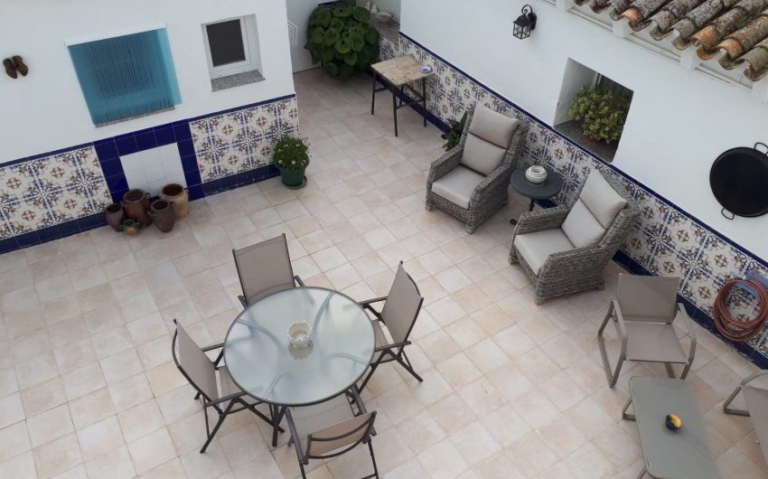 Reventa - Villa -
Villena - Inland