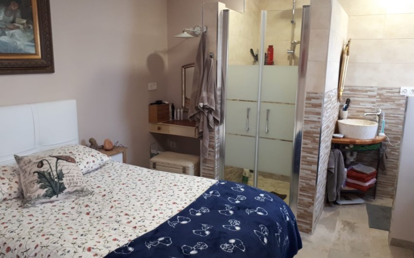 Reventa - Villa -
Villena - Inland