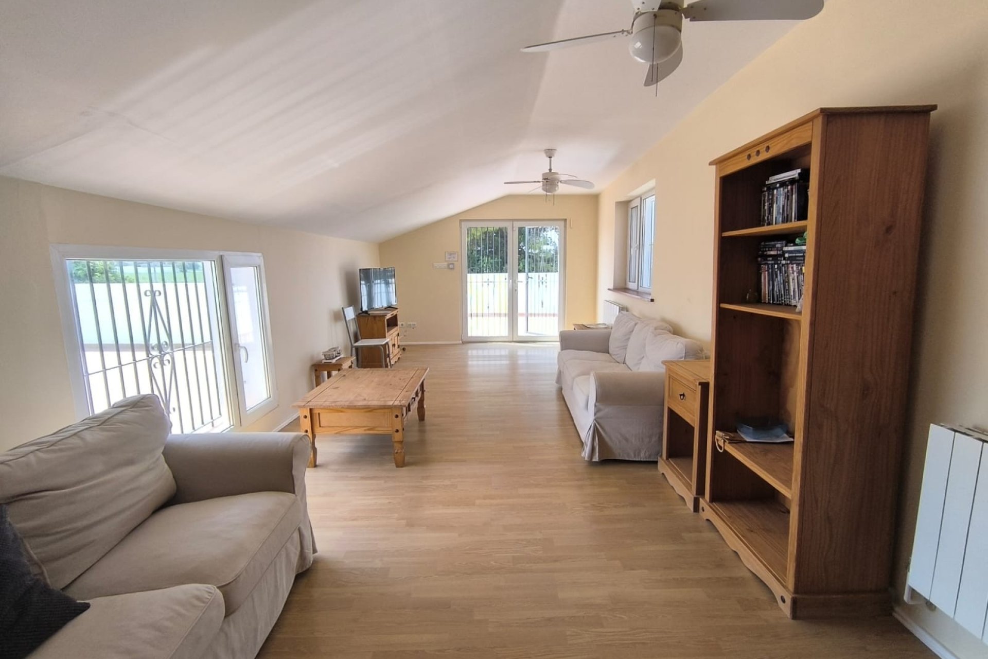 Reventa - Villa -
Villena - Inland