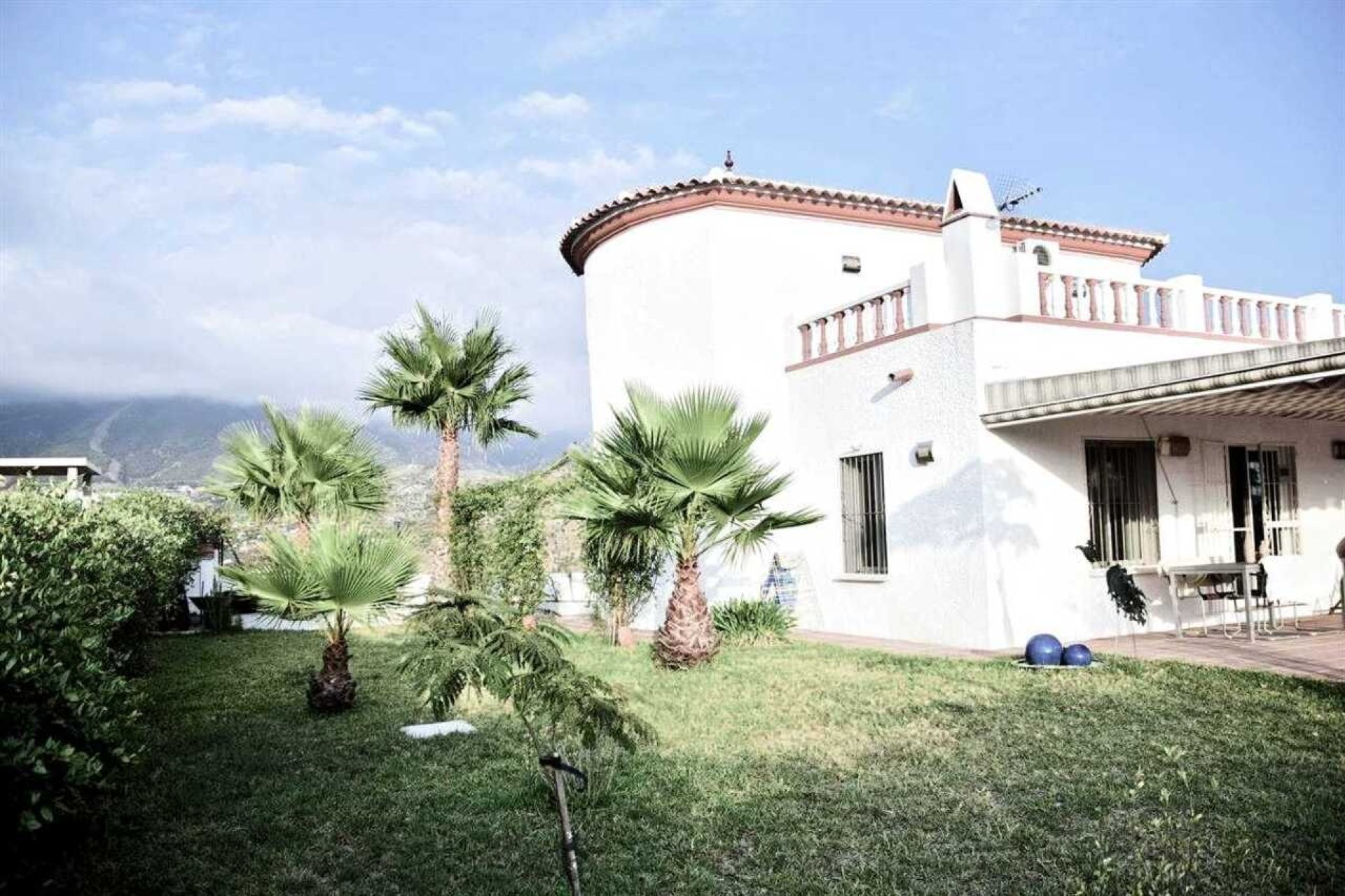 Reventa - Villa -
Vinuela - Inland