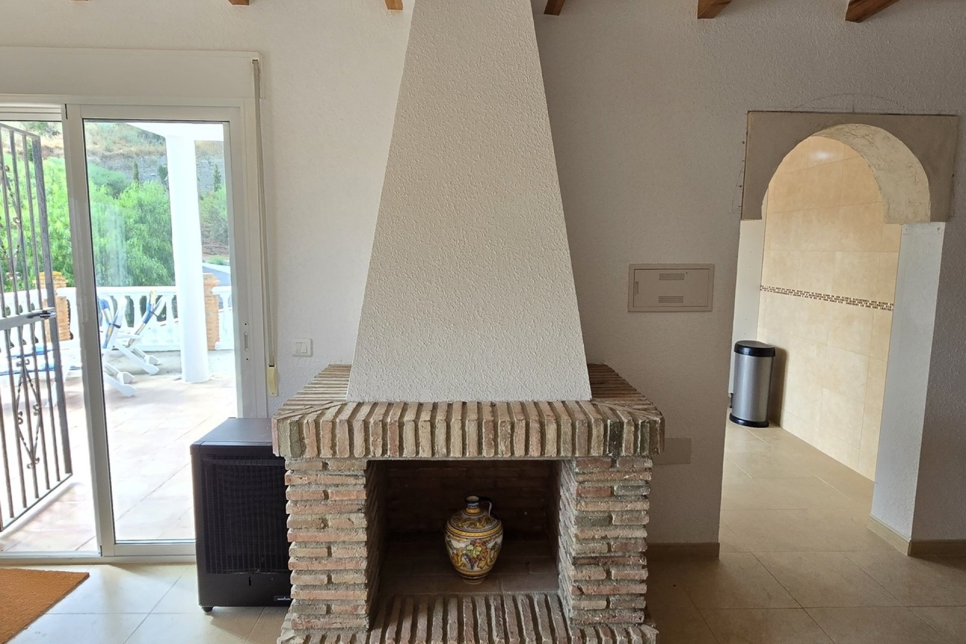 Reventa - Villa -
Vinuela - Inland