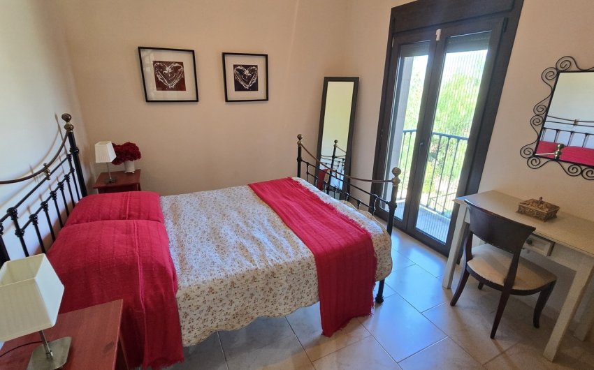 Reventa - Villa -
Vinuela - Inland