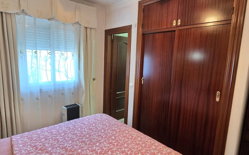 Reventa - Villa -
Vinuela - Inland