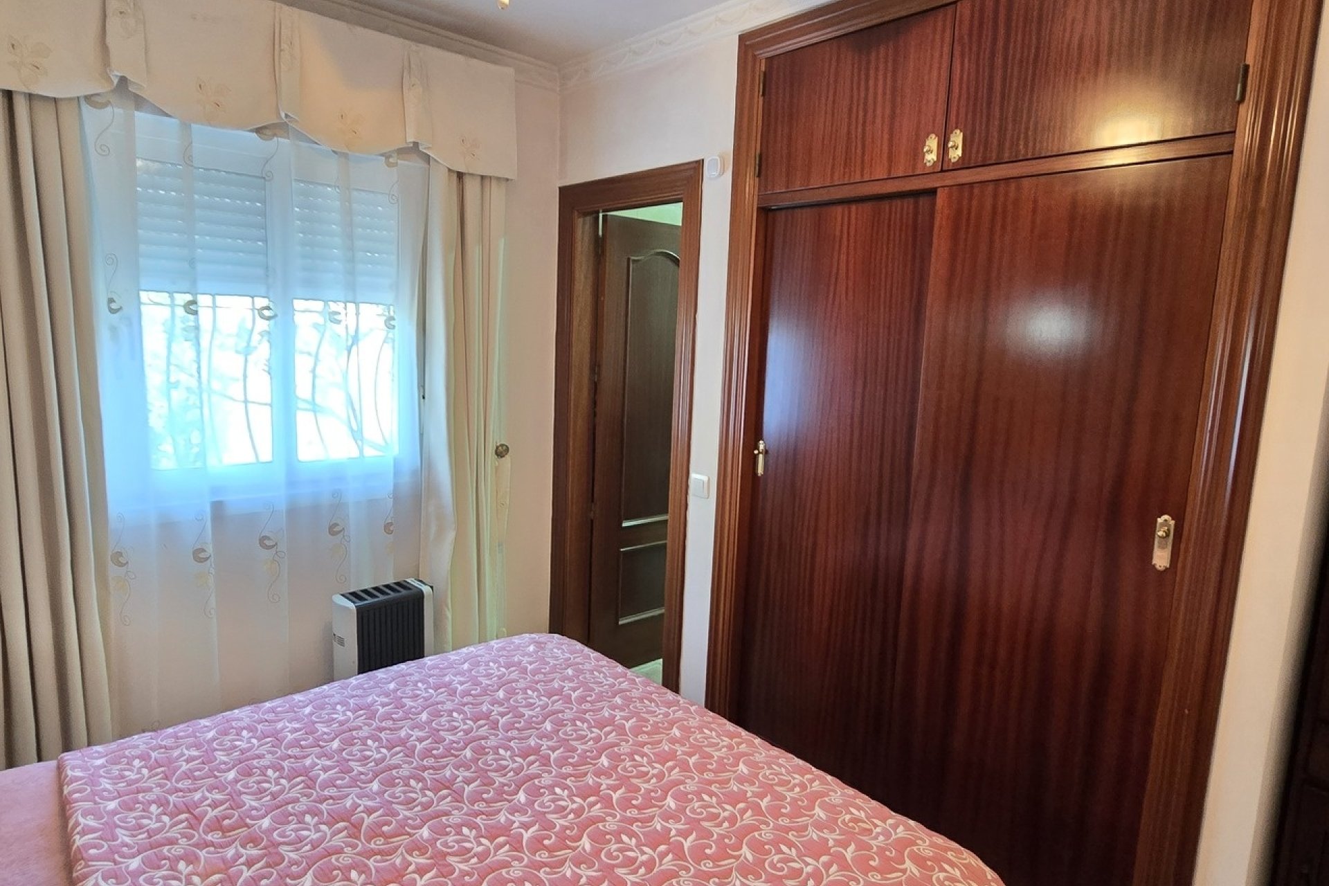 Reventa - Villa -
Vinuela - Inland