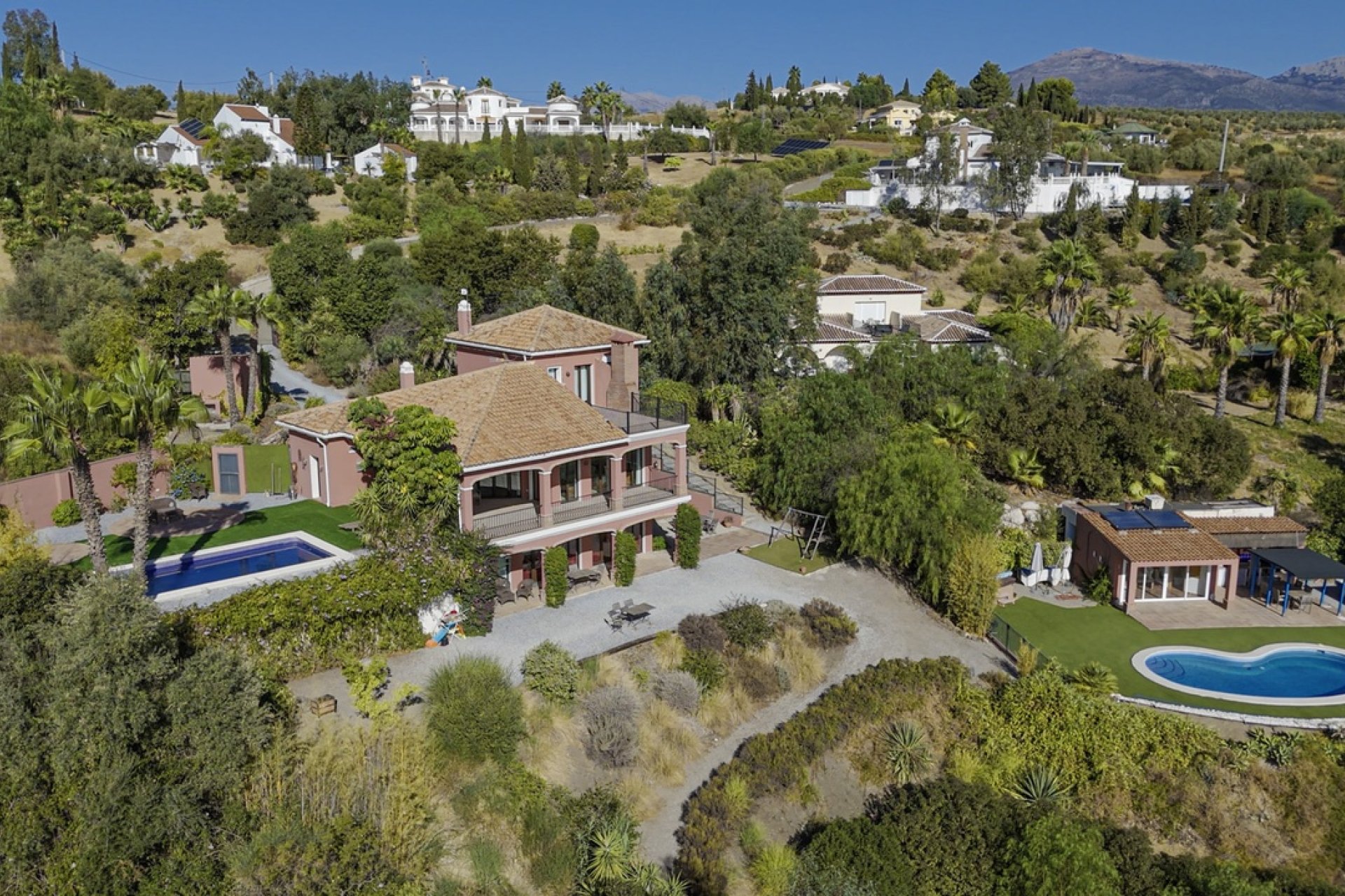 Reventa - Villa -
Vinuela - Inland