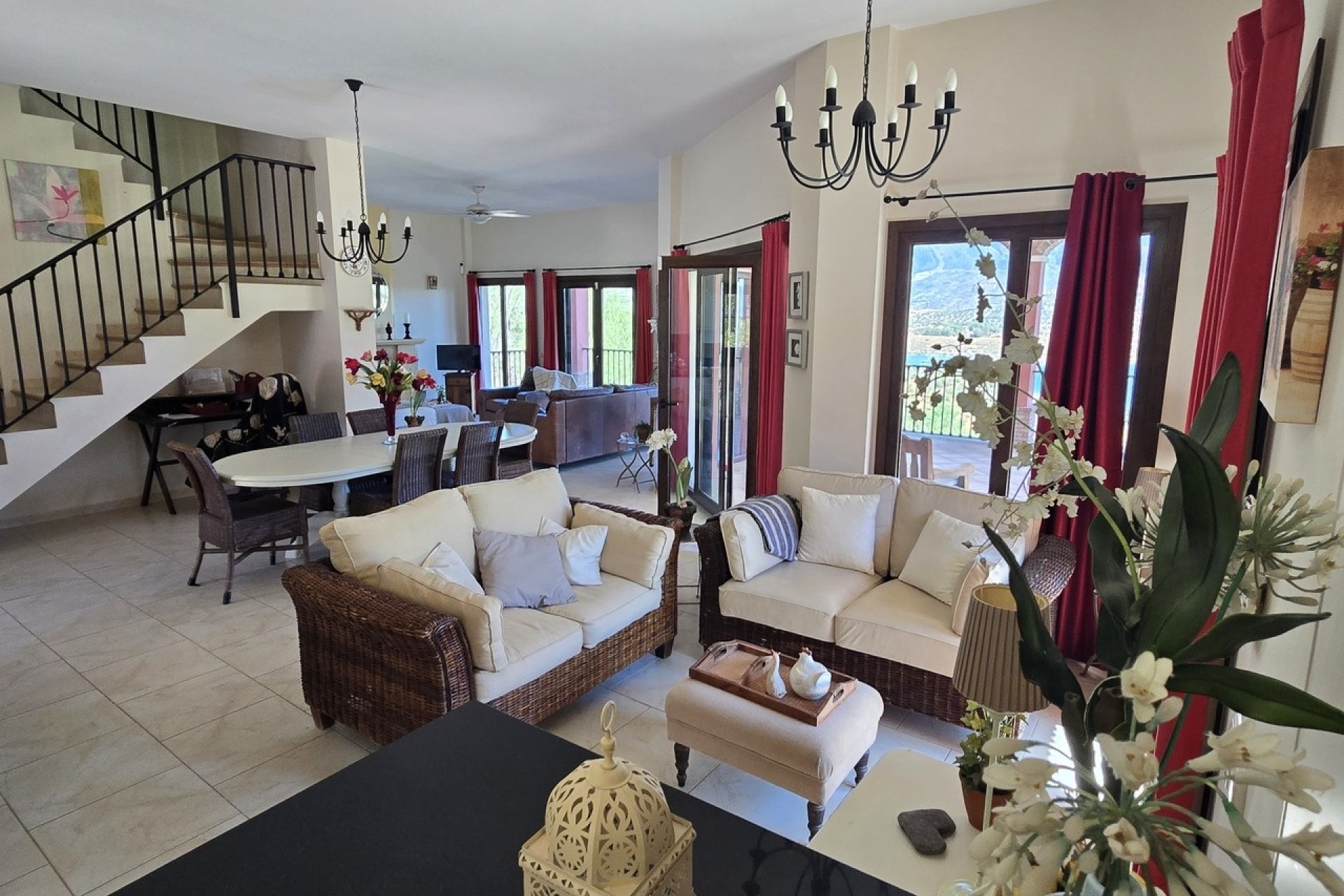 Reventa - Villa -
Vinuela - Inland