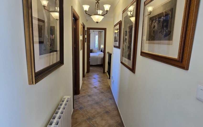 Reventa - Villa -
Vinuela - Inland