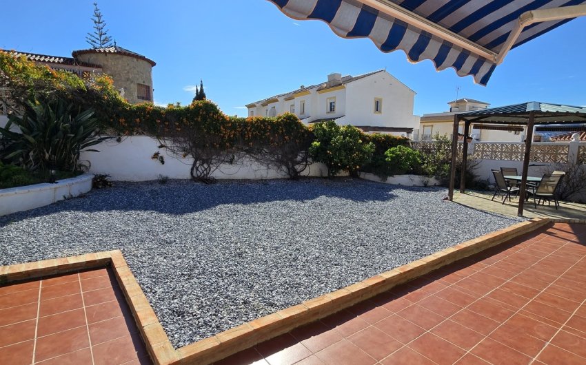 Reventa - Villa -
Vinuela - Inland