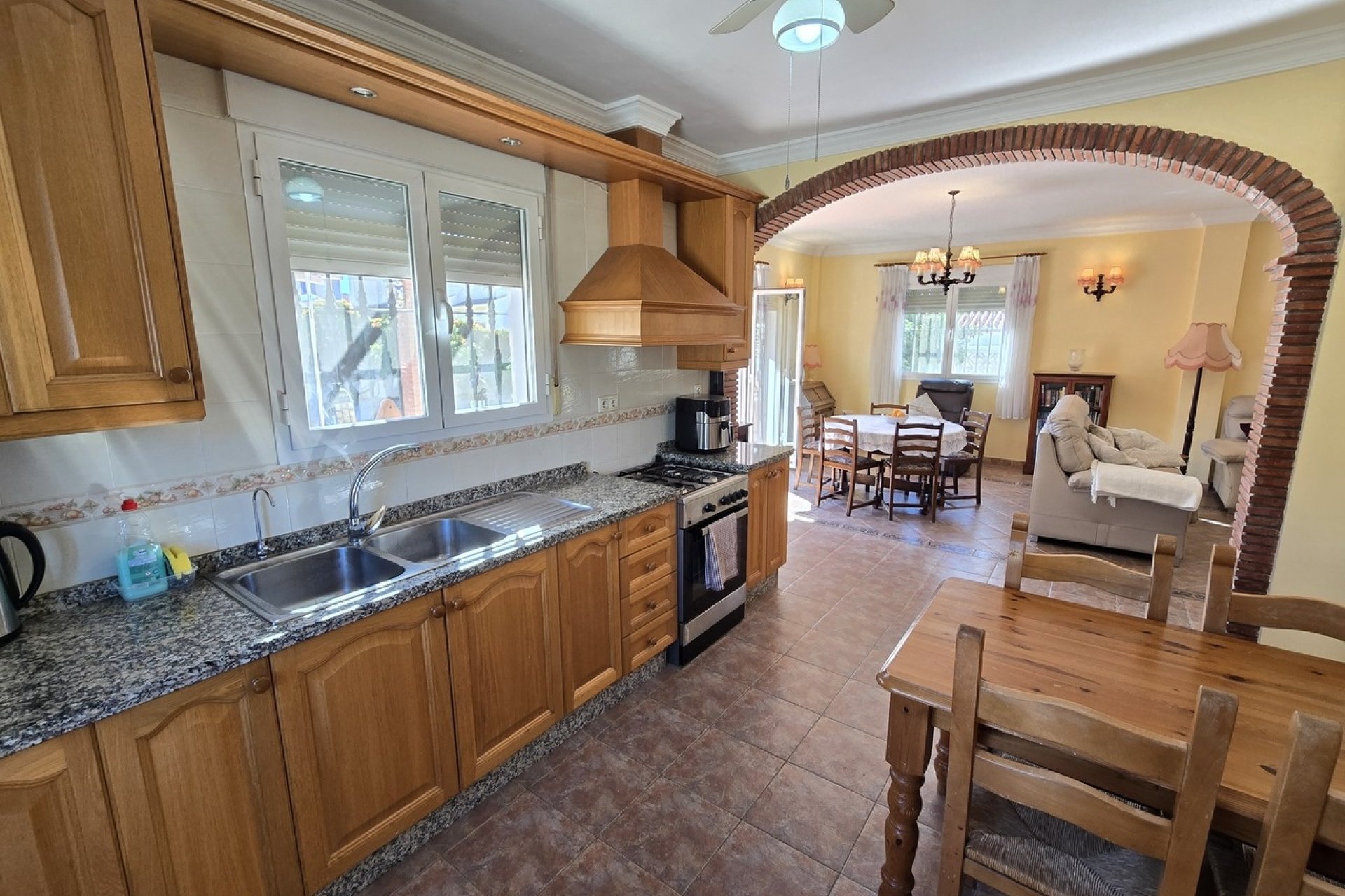 Reventa - Villa -
Vinuela - Inland