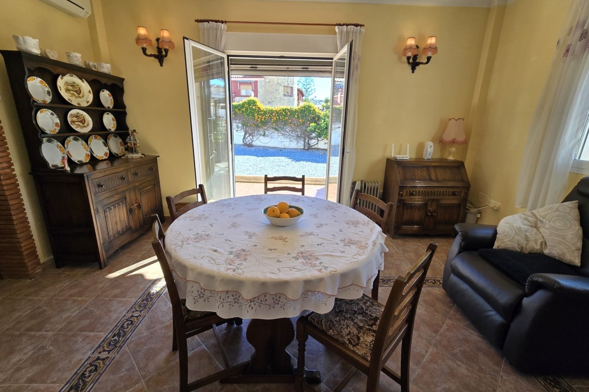 Reventa - Villa -
Vinuela - Inland