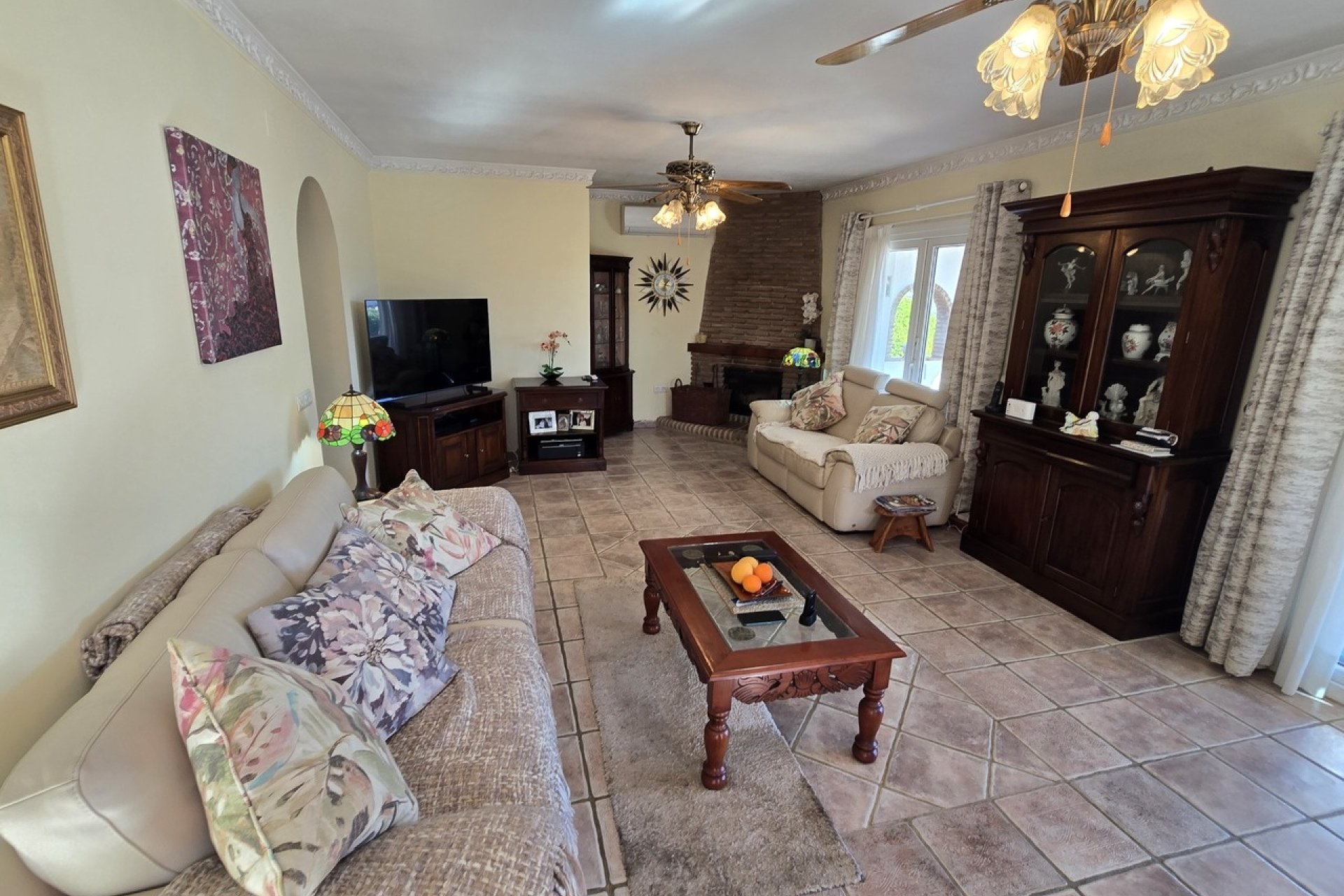 Reventa - Villa -
Vinuela - Inland