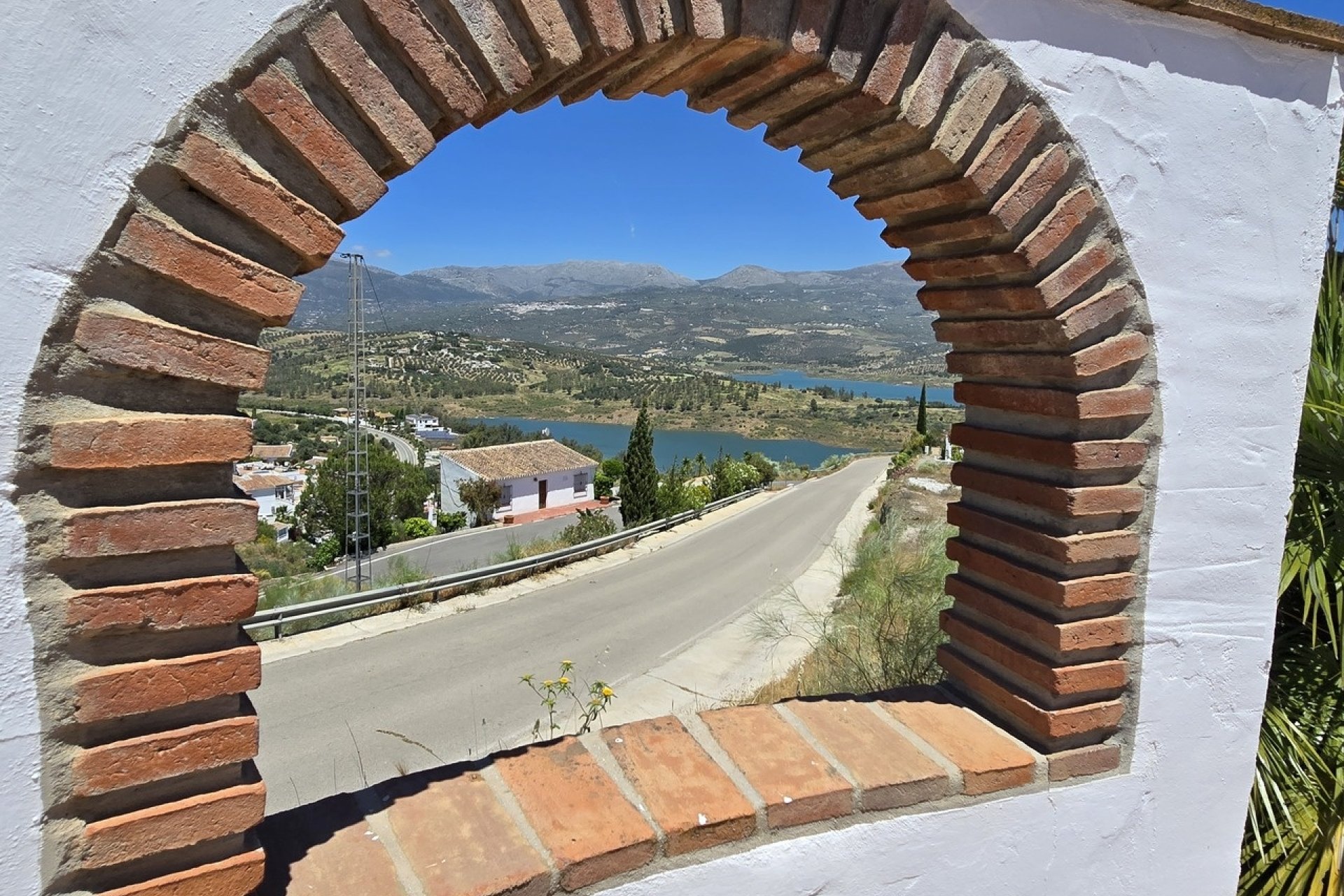 Reventa - Villa -
Vinuela - Inland