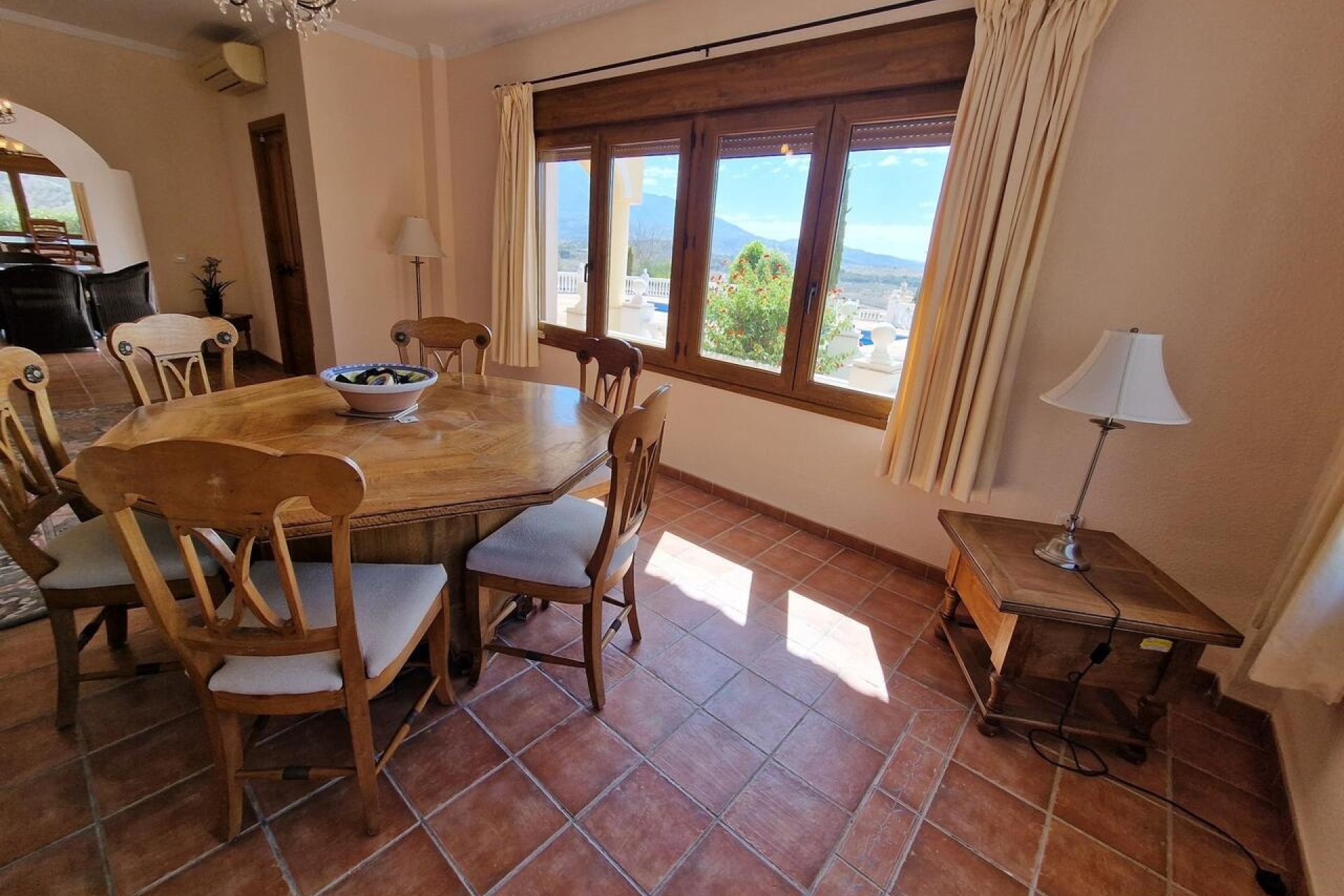 Reventa - Villa -
Vinuela - Inland