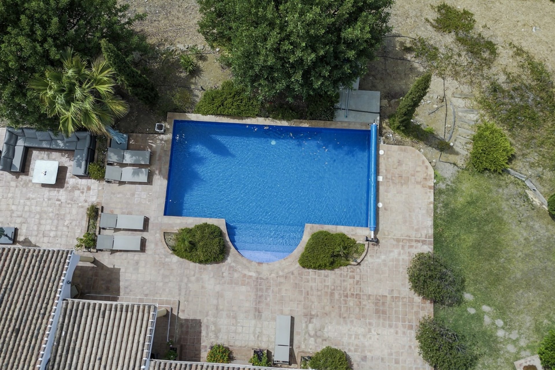 Reventa - Villa -
Vinuela - Inland