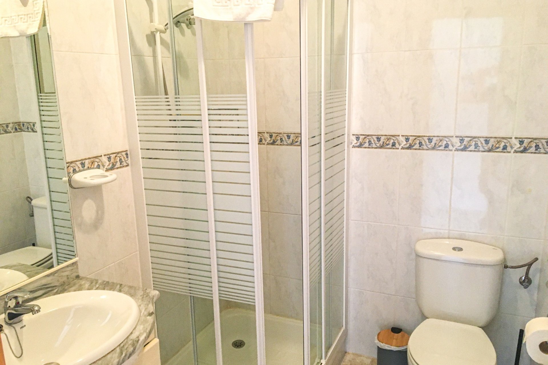 Reventa - Villa -
Vinuela - Inland