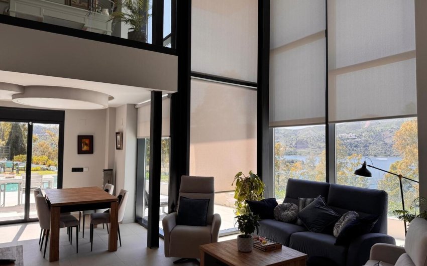 Reventa - Villa -
Vinuela - Inland