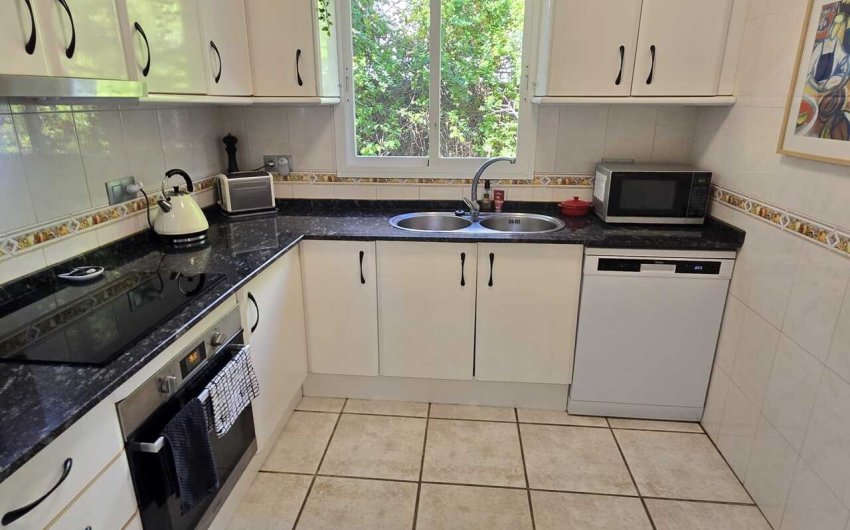 Reventa - Villa -
Vinuela - Inland