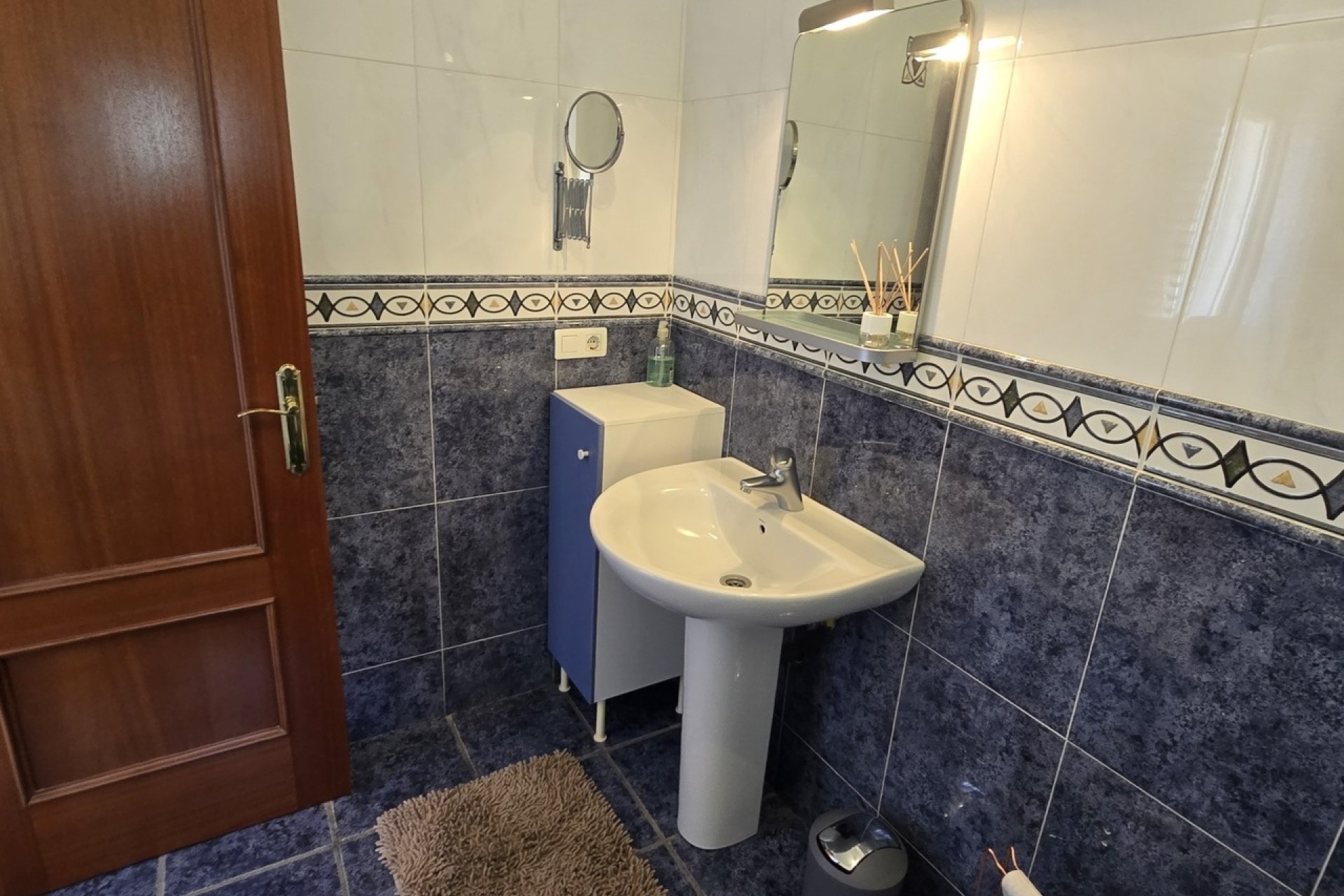 Reventa - Villa -
Vinuela - Inland