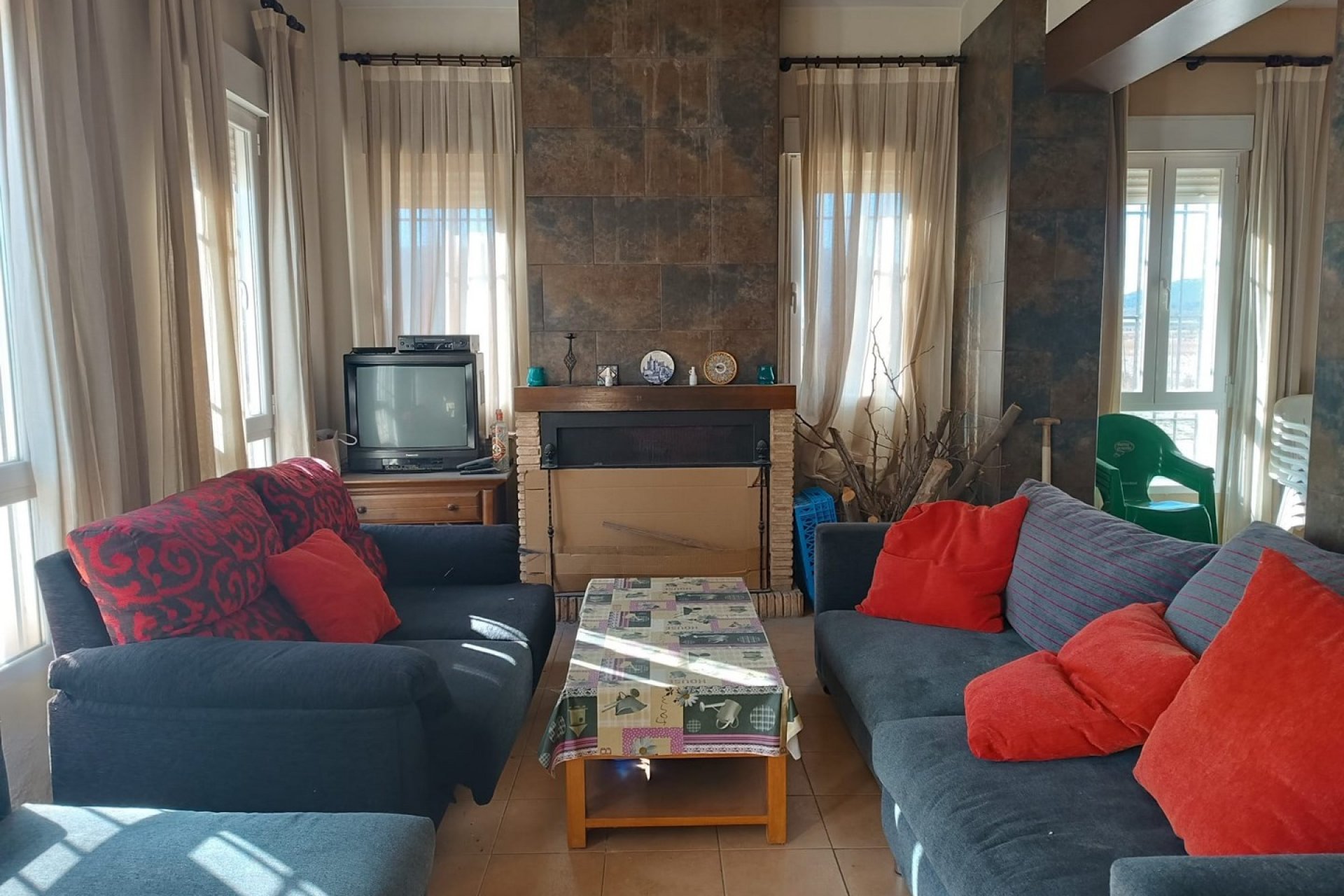 Reventa - Villa -
Yecla - Inland