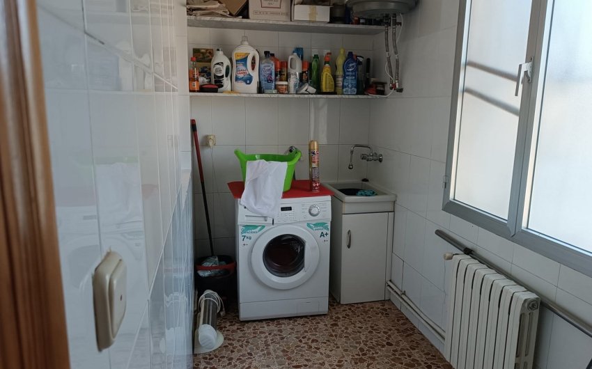 Reventa - Villa -
Yecla - Inland