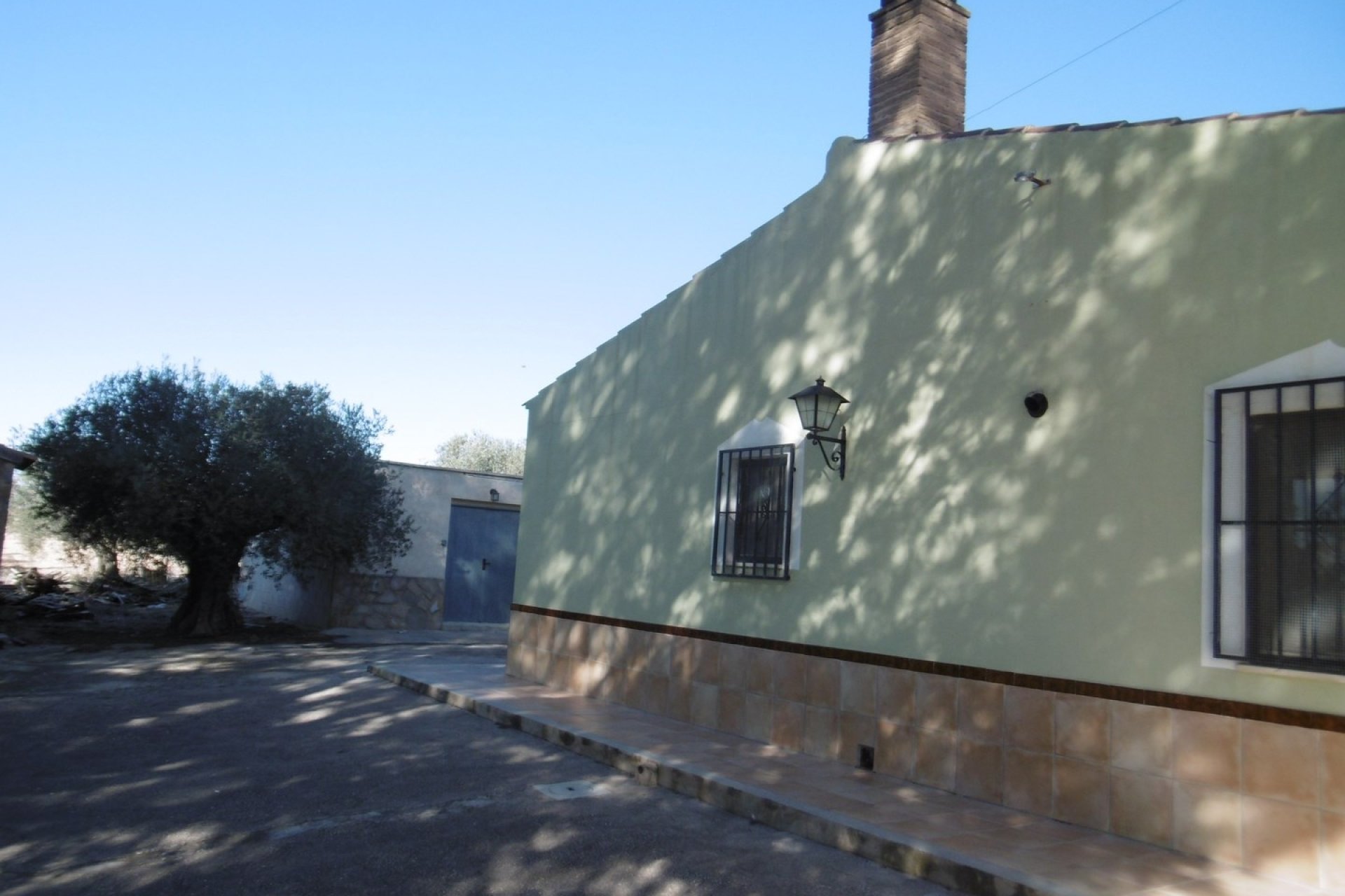 Reventa - Villa -
Yecla - Inland