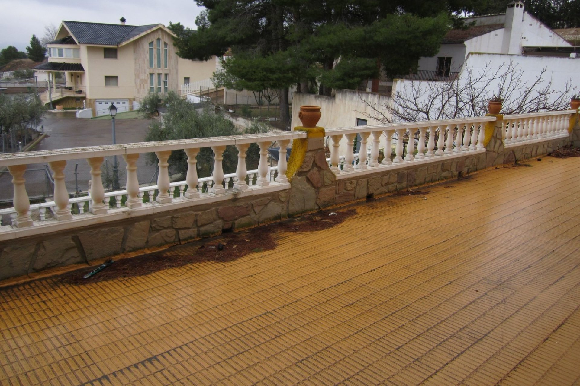 Reventa - Villa -
Yecla - Inland