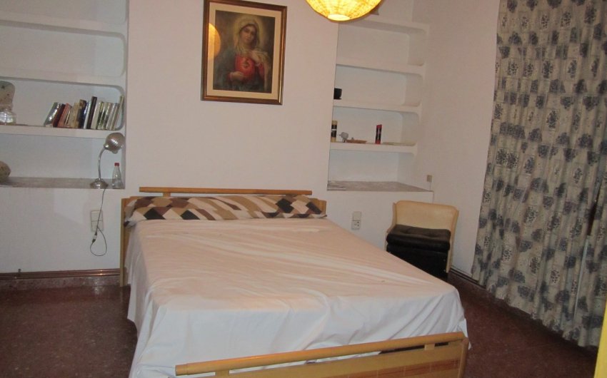 Reventa - Villa -
Yecla - Inland