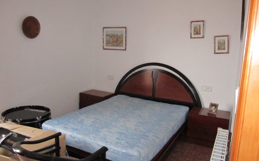 Reventa - Villa -
Yecla - Inland