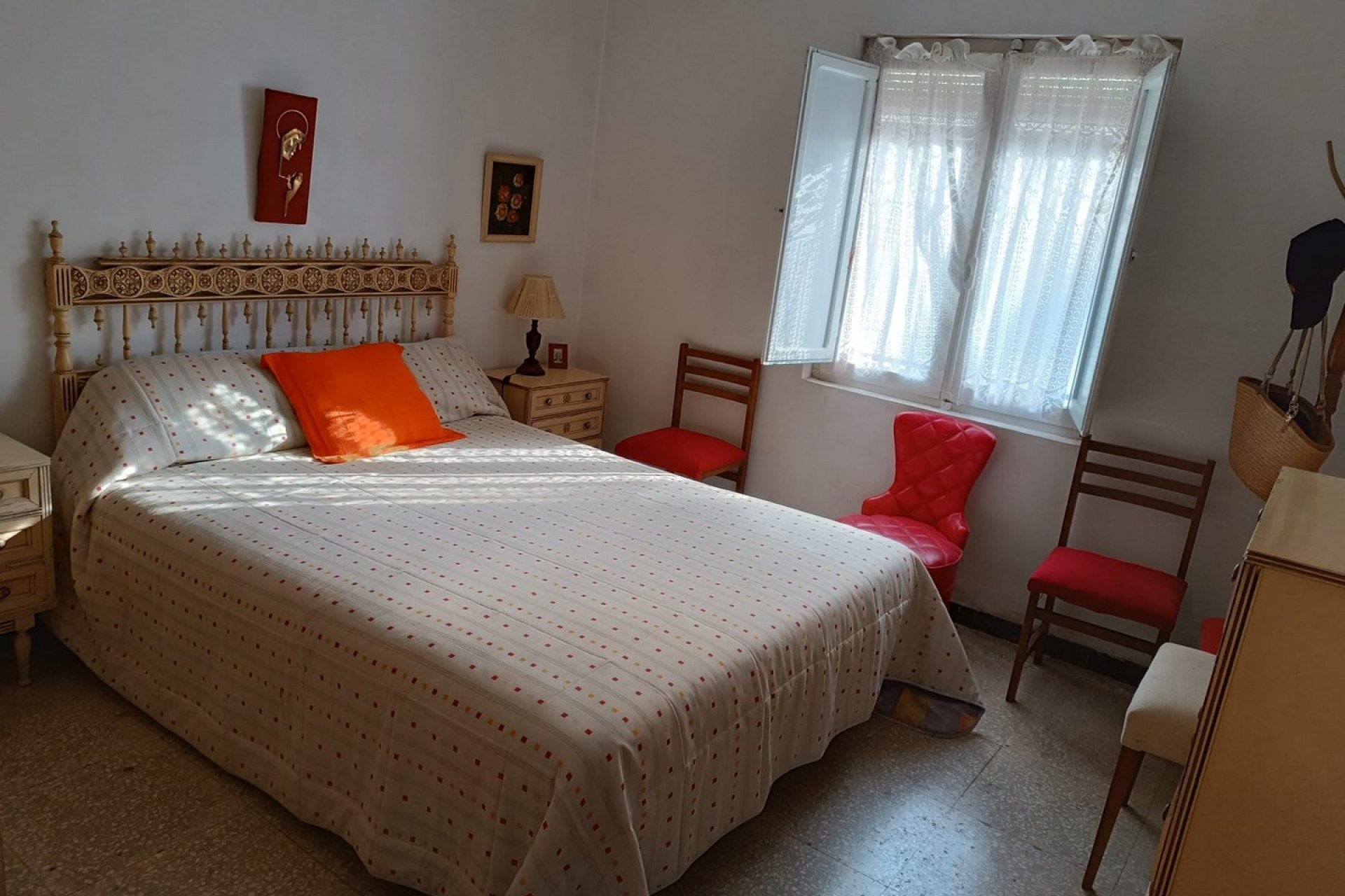 Reventa - Villa -
Yecla - Inland