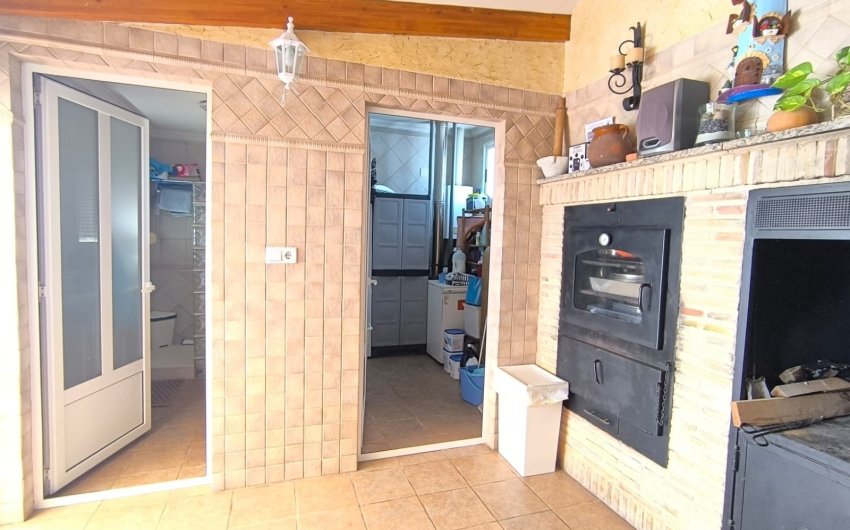Reventa - Villa -
Yecla - Inland