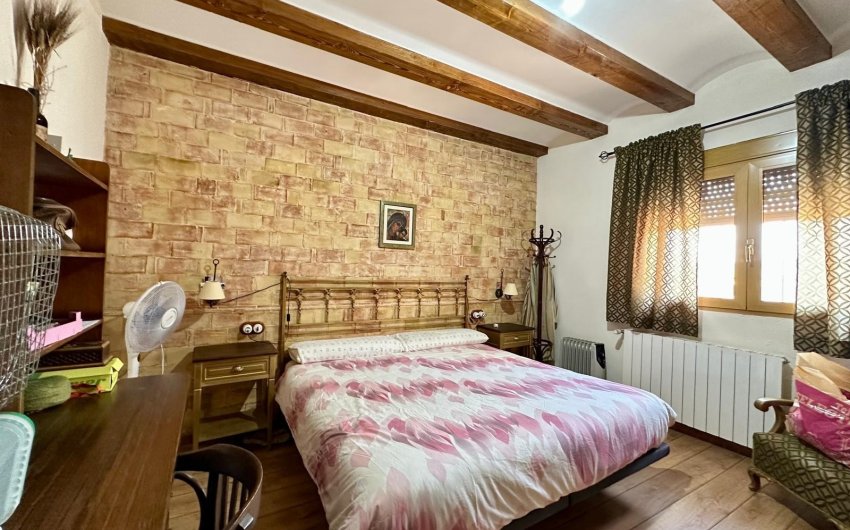 Reventa - Villa -
Yecla - Inland