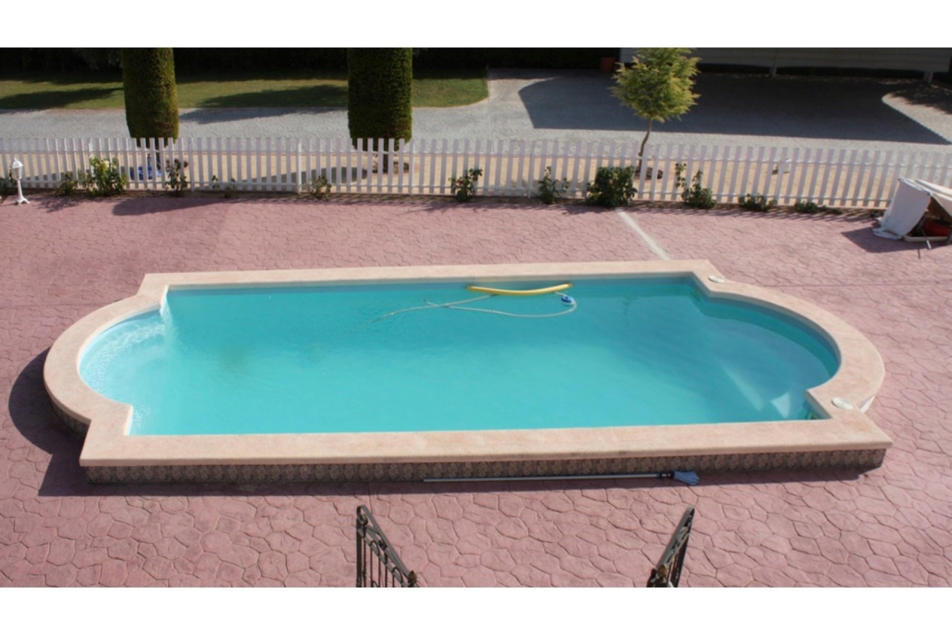 Reventa - Villa -
Yecla - Inland