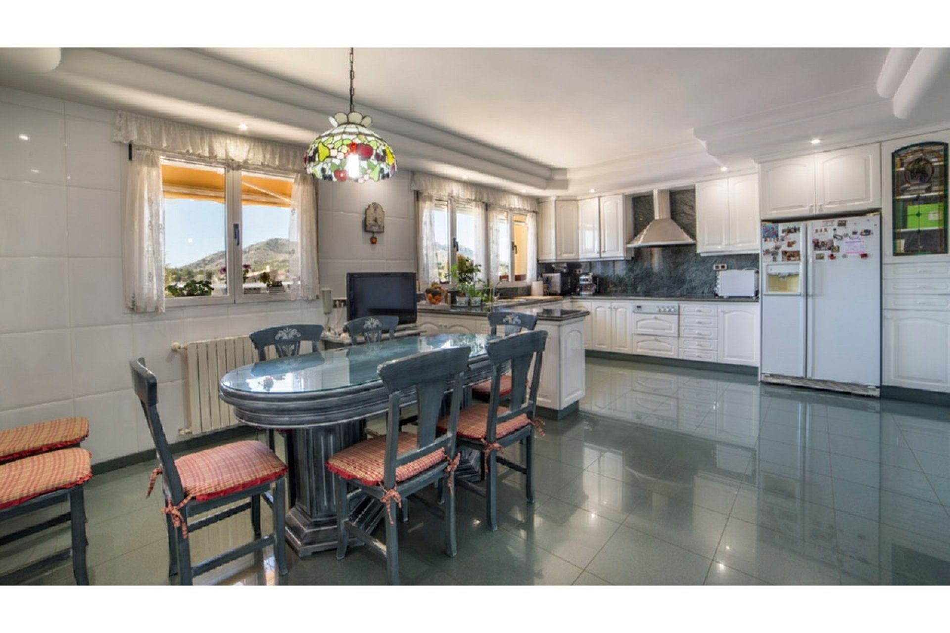 Reventa - Villa -
Yecla - Inland