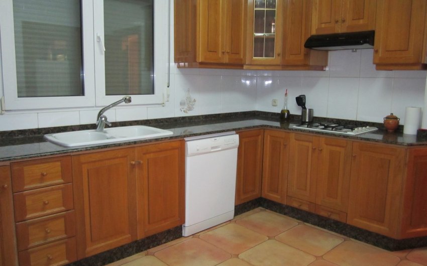 Reventa - Villa -
Yecla - Inland