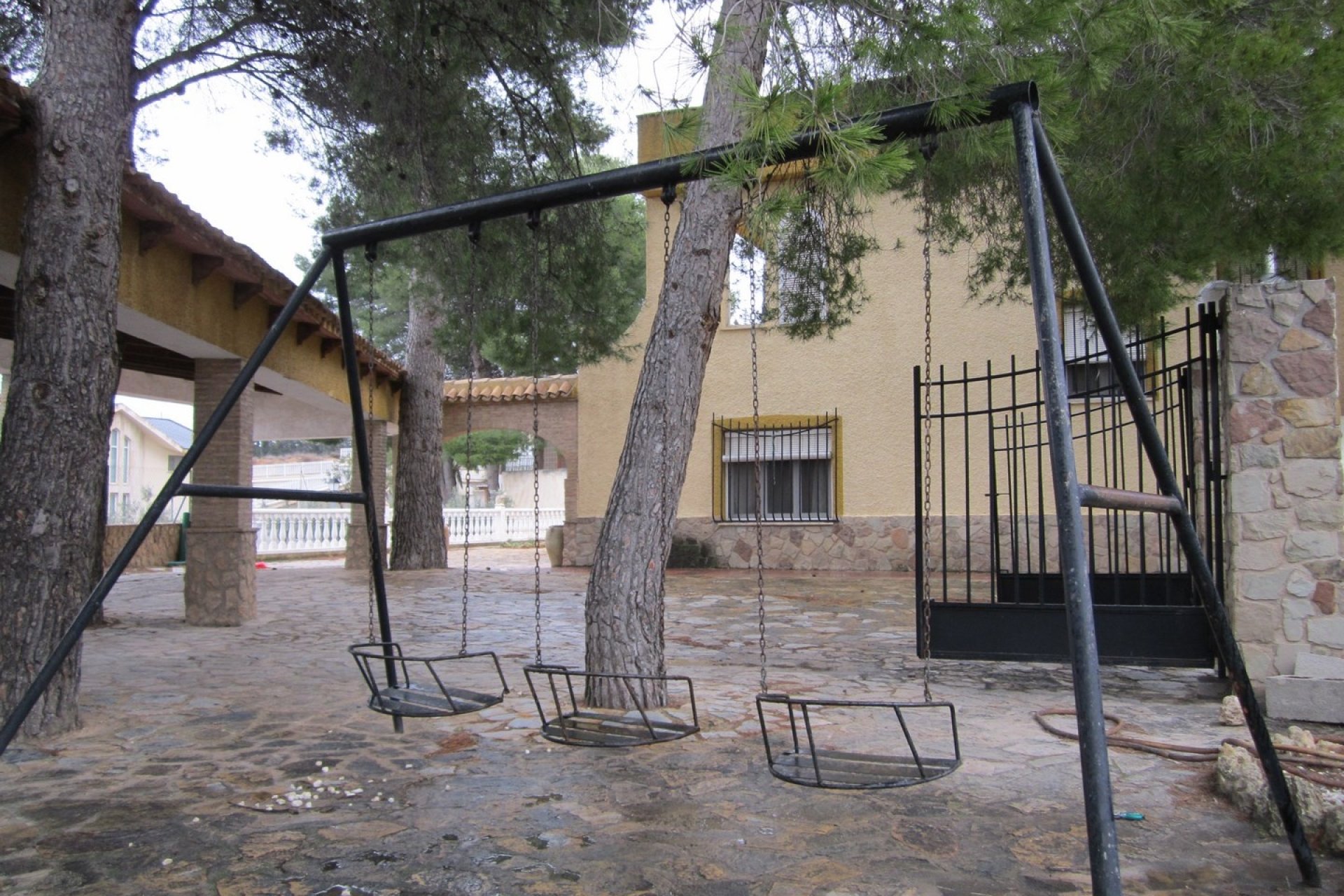 Reventa - Villa -
Yecla - Inland