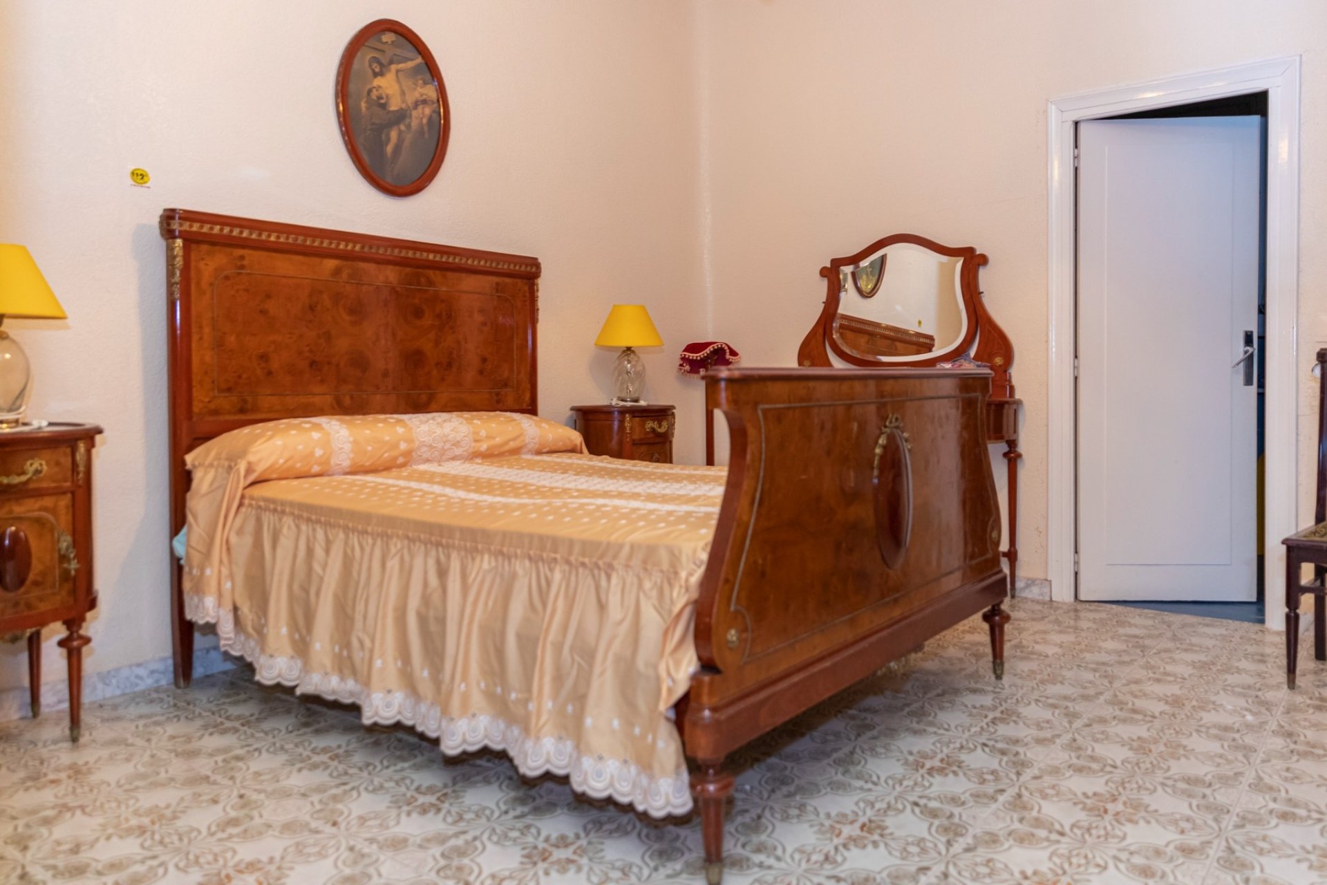 Reventa - Villa -
Yecla - Inland