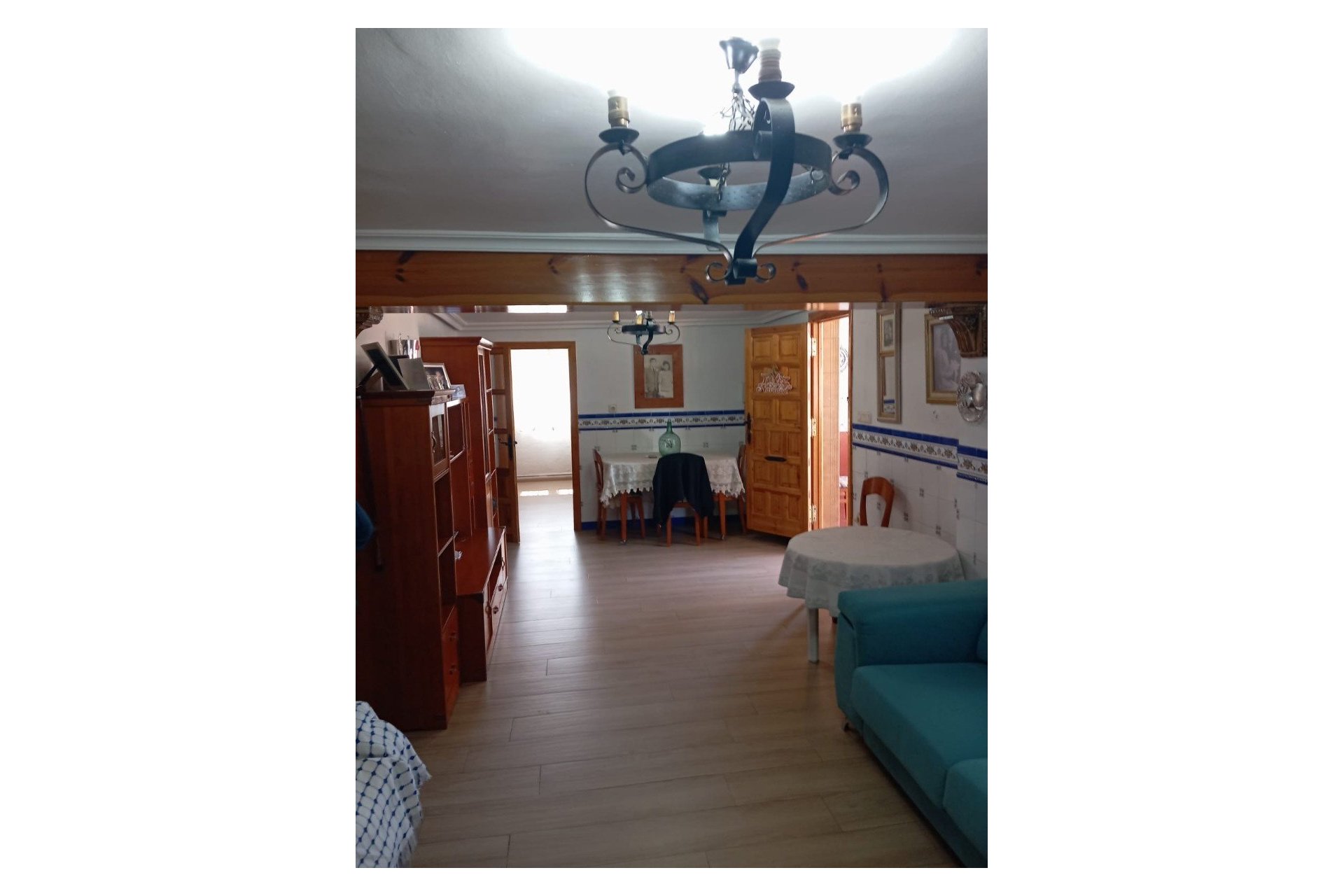 Reventa - Villa -
Yecla - Inland