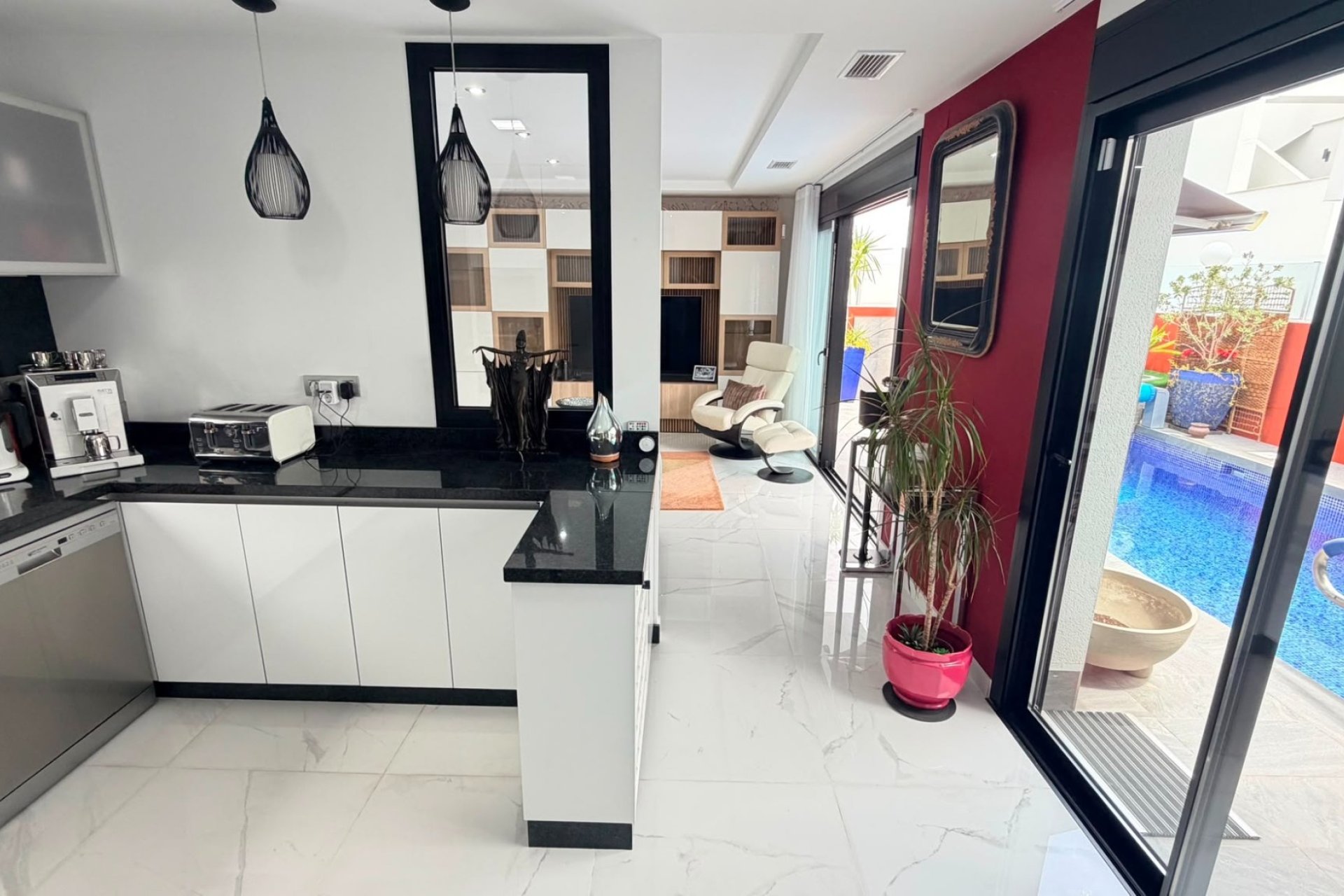 Revente - 4. House - Detached Villa -
Los Montesinos - La Herrada