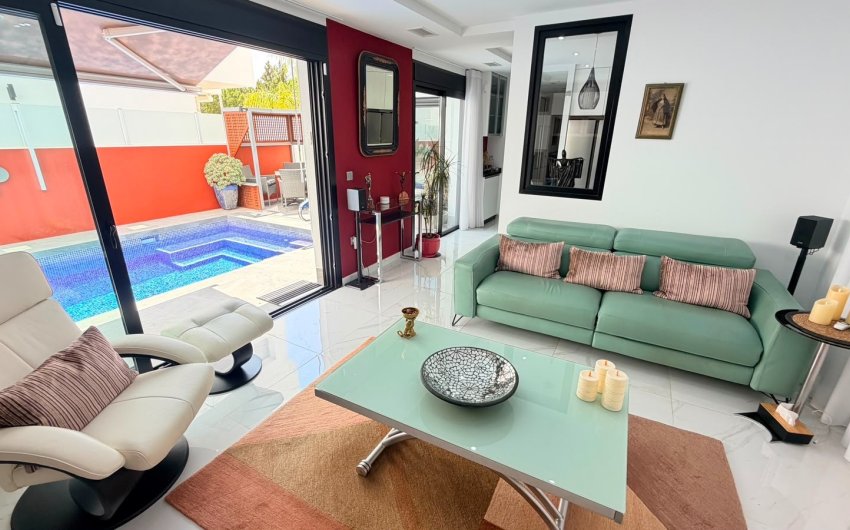 Revente - 4. House - Detached Villa -
Los Montesinos - La Herrada
