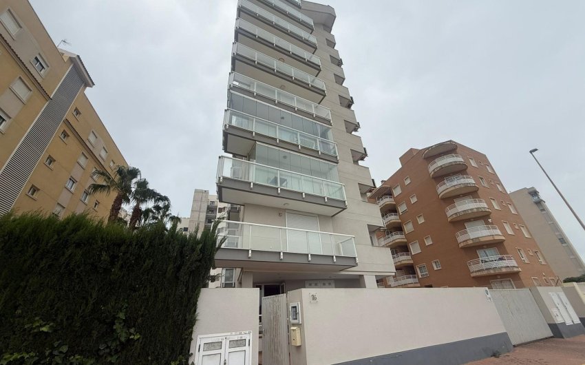 Revente - Apartamento -
Guardamar del Segura - Puerto Deportivo