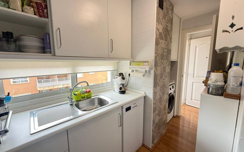Revente - Apartamento -
Guardamar del Segura - Puerto Deportivo