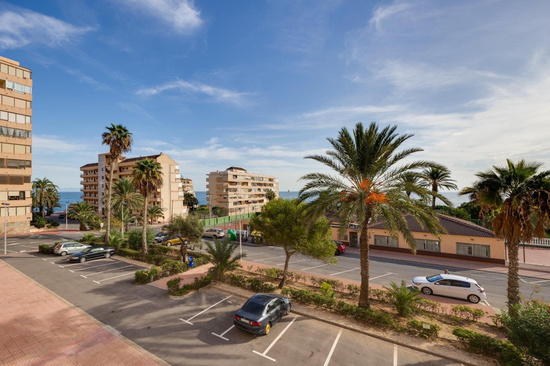 Revente - Apartamento -
Torrevieja - Cabo Cervera