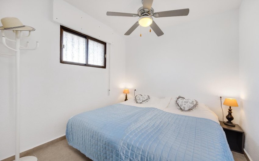 Revente - Apartamento -
Torrevieja - Cabo Cervera