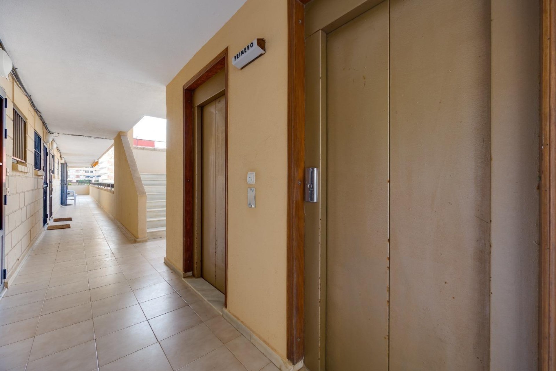 Revente - Apartamento -
Torrevieja - Cabo Cervera