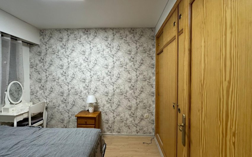 Revente - Apartamento -
Torrevieja - Centro