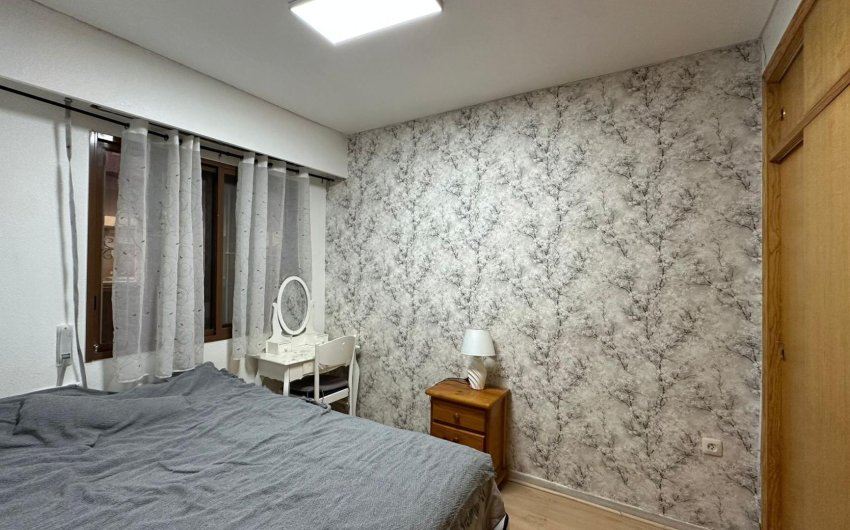 Revente - Apartamento -
Torrevieja - Centro