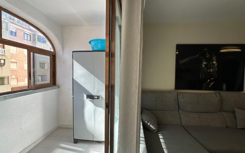 Revente - Apartamento -
Torrevieja - Centro