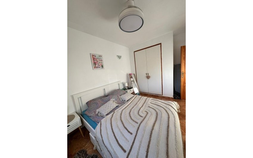 Revente - Apartamento -
Torrevieja - Centro